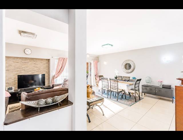 4 BEDROOM TOWNHOUSE FOR SALE IN MUSGRAVE